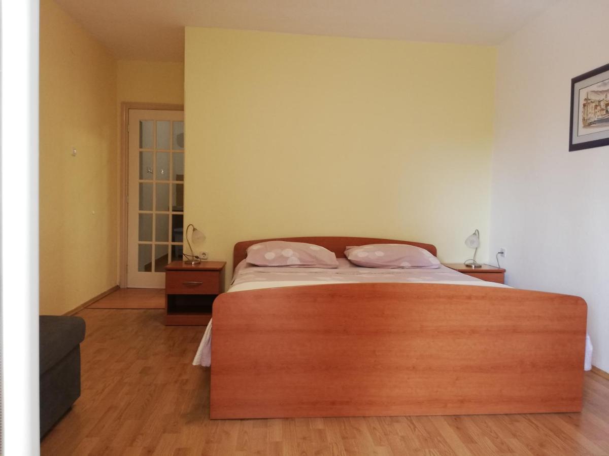 Mitan Apartman Tucepi Exterior photo