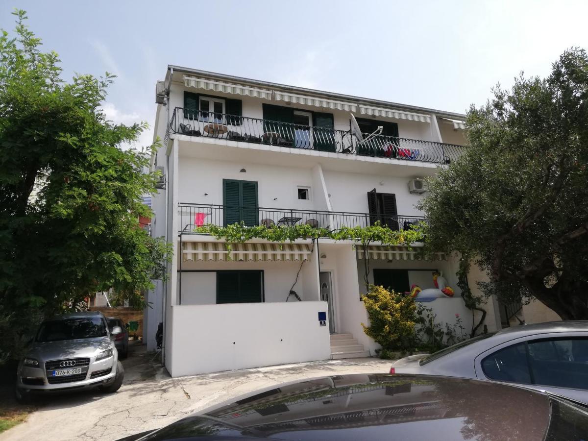 Mitan Apartman Tucepi Exterior photo