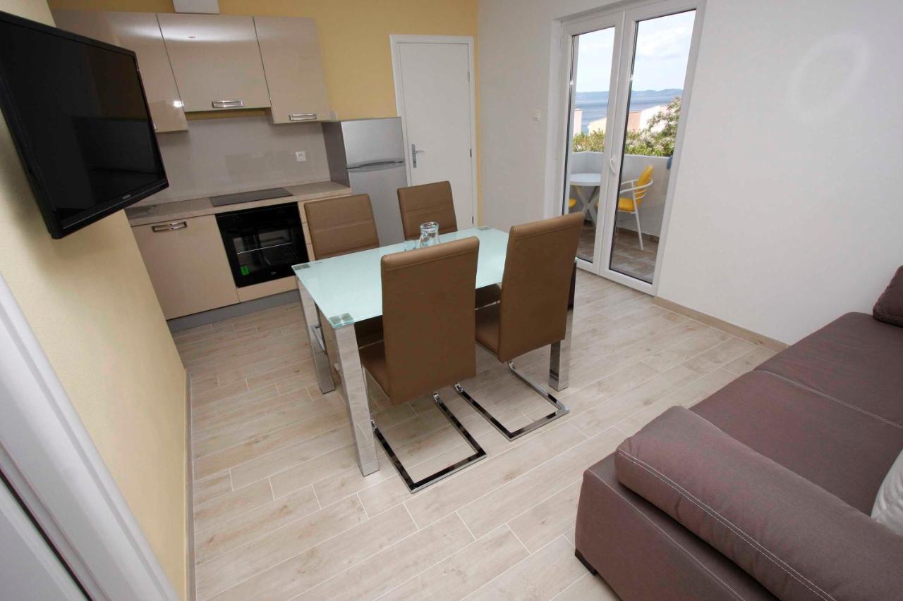 Mitan Apartman Tucepi Exterior photo
