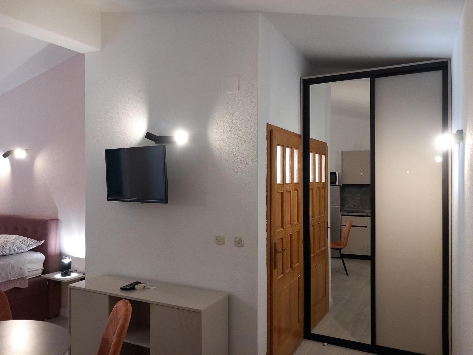 Mitan Apartman Tucepi Exterior photo