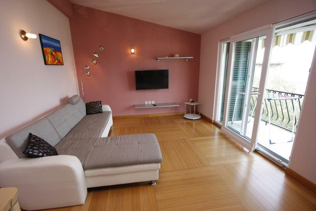 Mitan Apartman Tucepi Exterior photo